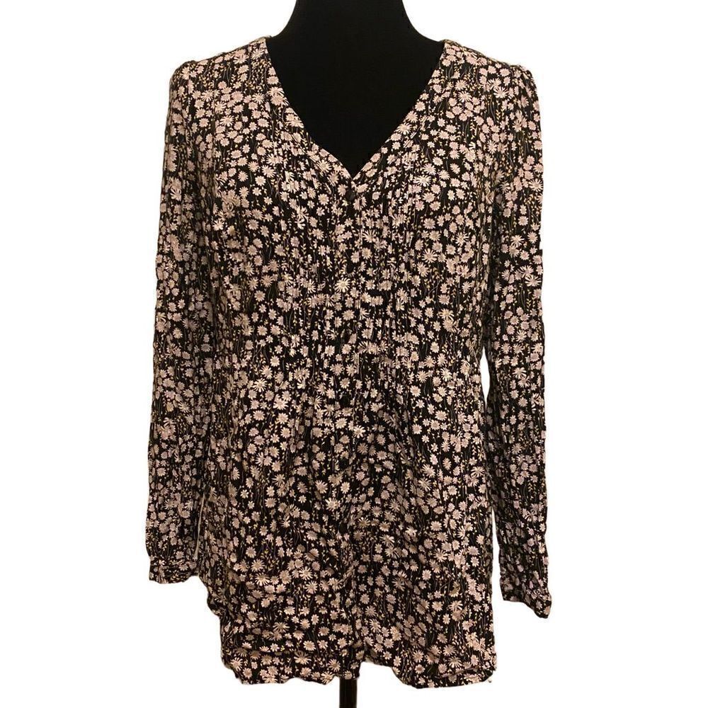 LC Lauren‎ Conrad Floral Top
